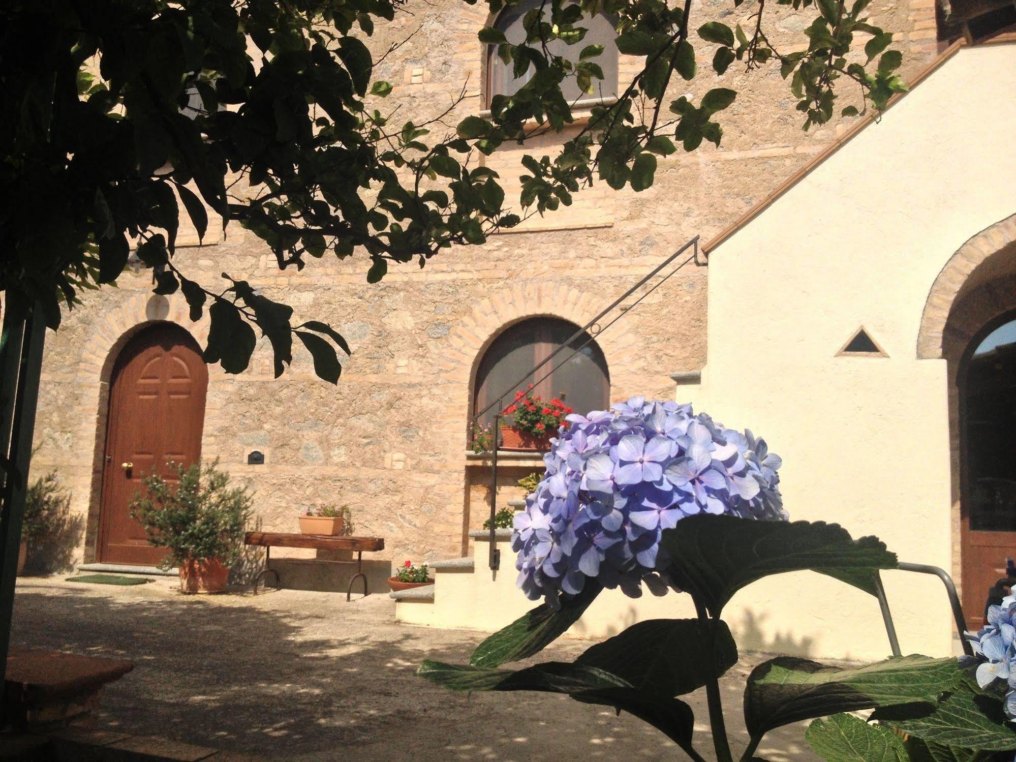 B&B L'Oasi Sant'Andrea Apostolo dello Ionio Esterno foto